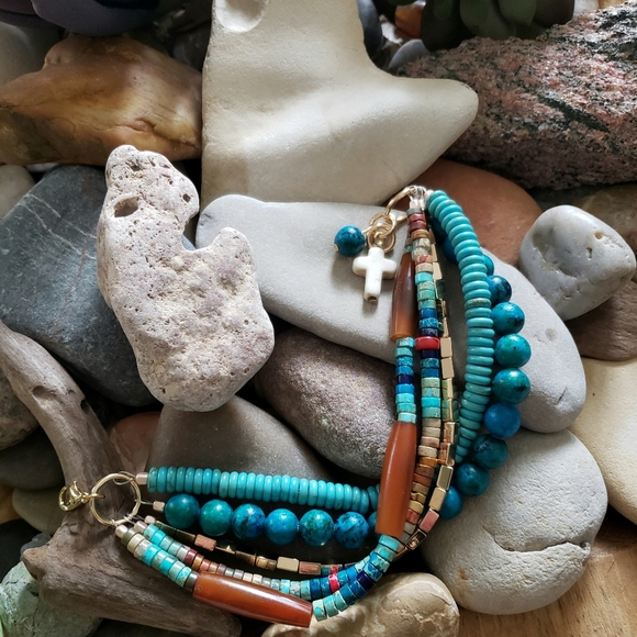 Multi-strand Turquoise Beaded Bracelet - Picture 4 of 4